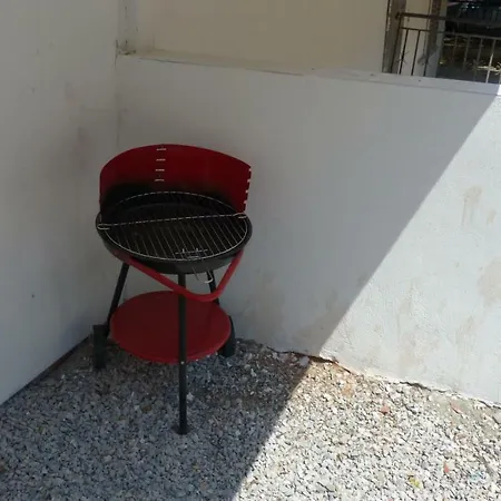 Appartement White 70m From The Sea Néa Péramos